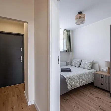 Initium - - Jagiellonska 10m *